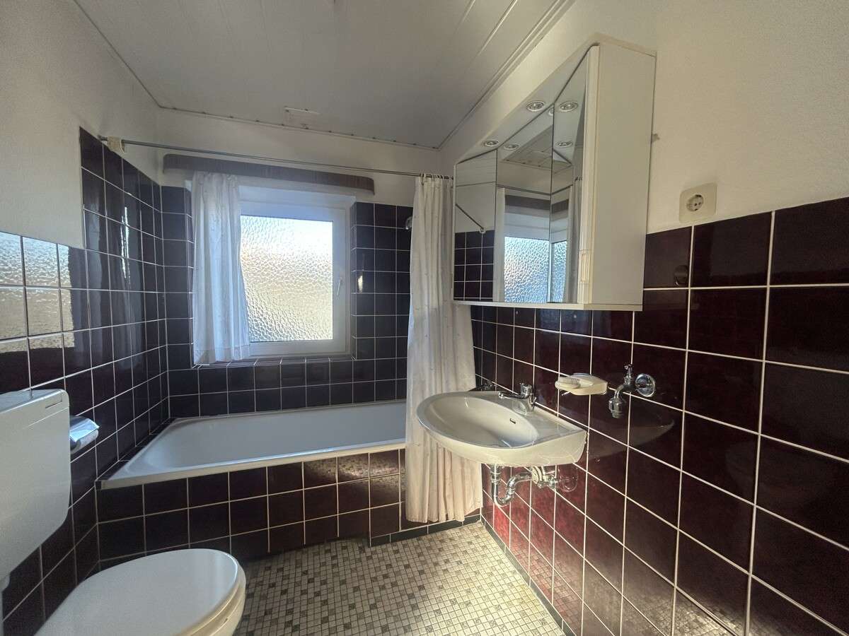 Immobilie in Lindewitt - Großes Familienhaus mit Einliegerwohnung - Bild 0