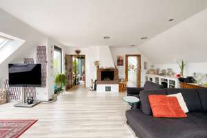 Lichtdurchflutete Maisonette mit Dachterrasse, offenem Kamin und zwei Carports – 37081 Grone, Göttingen – Vorschaubild 7