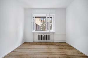 Zehlendorf: Hochwertig sanierte Altbauwohnung mit Südbalkon (provisionsfrei) – Die vollständige Adresse der Immobilie erhältst du vom Anbieter., 14169 Zehlendorf, Berlin – Vorschaubild 2