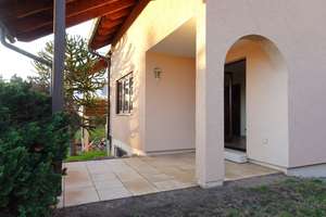 Attraktives Einfamilienhaus mit Garten und Garage – Die vollständige Adresse der Immobilie erhältst du vom Anbieter., 75177 Nordstadt, Pforzheim – Vorschaubild 2