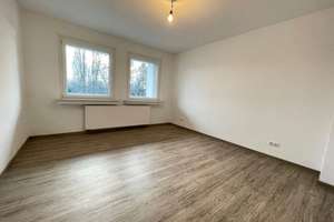 *Modernisierte Balkonwohnung mit Wannenbad*gedämmtes Haus* – Bandstr. 128, 45359 Bedingrade, Essen – Vorschaubild 7