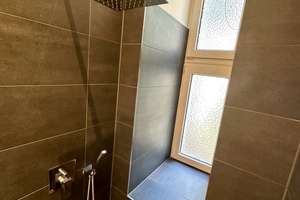 HOCHWERTIG SANIERTER, ELEGANTER STUCKALTBAU MIT GROSSER TERRASSE ZUM RUHIGEN INNENHOF – Trautenaustrasse 8, 10717 Wilmersdorf, Berlin – Vorschaubild 24