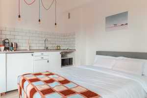 Moderne & möblierte 1-Zimmer Wohnung mit Einbauküche und Balkon – Cranachstraße 31, 40235 Düsseldorf – Vorschaubild 7