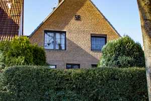 Kapitalanlage: zwei Häuser mit 5 Wohnungen plus EBK, Pool, Sauna, Garage und Stellplätze – Bochum – Vorschaubild 4