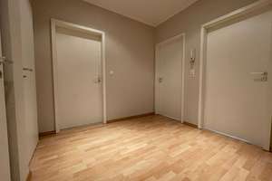 +++ Renovierte Unmöblierte Wohnung in Frankfurt am Main +++ – 60386 Fechenheim, Frankfurt am Main – Vorschaubild 16