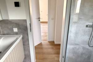 Luxus-Einfamilienhaus mit 3 Bädern, Kamin, Fußbodenheizung & großer Terrasse in Wuppertal – Immenweg 29, 42279 Oberbarmen, Wuppertal – Vorschaubild 9