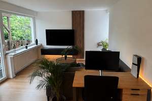 Vollständig renovierte Wohnung mit zwei Zimmern sowie 10 m Balkon und neuer Einbauküche in Hagen – Taunusstr. 39, 58093 Lennetal, Hagen – Vorschaubild 3