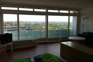 Traumsicht über Hamburg und auf den Hafen - 1-Zimmer-Apartment mit Balkon – Die vollständige Adresse der Immobilie erhältst du vom Anbieter., 22609 Osdorf, Hamburg – Vorschaubild 4