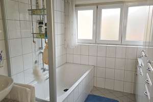Stuttgart-Degerloch- Sehr gepflegtes 6-Familienhaus in guter Lage – Die vollständige Adresse der Immobilie erhältst du vom Anbieter., 70597 Degerloch (Ortsteil), Stuttgart – Vorschaubild 9
