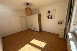 Helle 3-Zimmer-EG-Wohnung mit Balkon, Wohnküche & Gartennutzung - befristet nach Absprache – Die vollständige Adresse der Immobilie erhältst du vom Anbieter., 81735 Ramersdorf, München – Vorschaubild 3