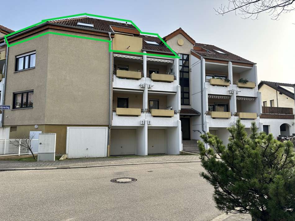 Hausansicht Wohnung markiert