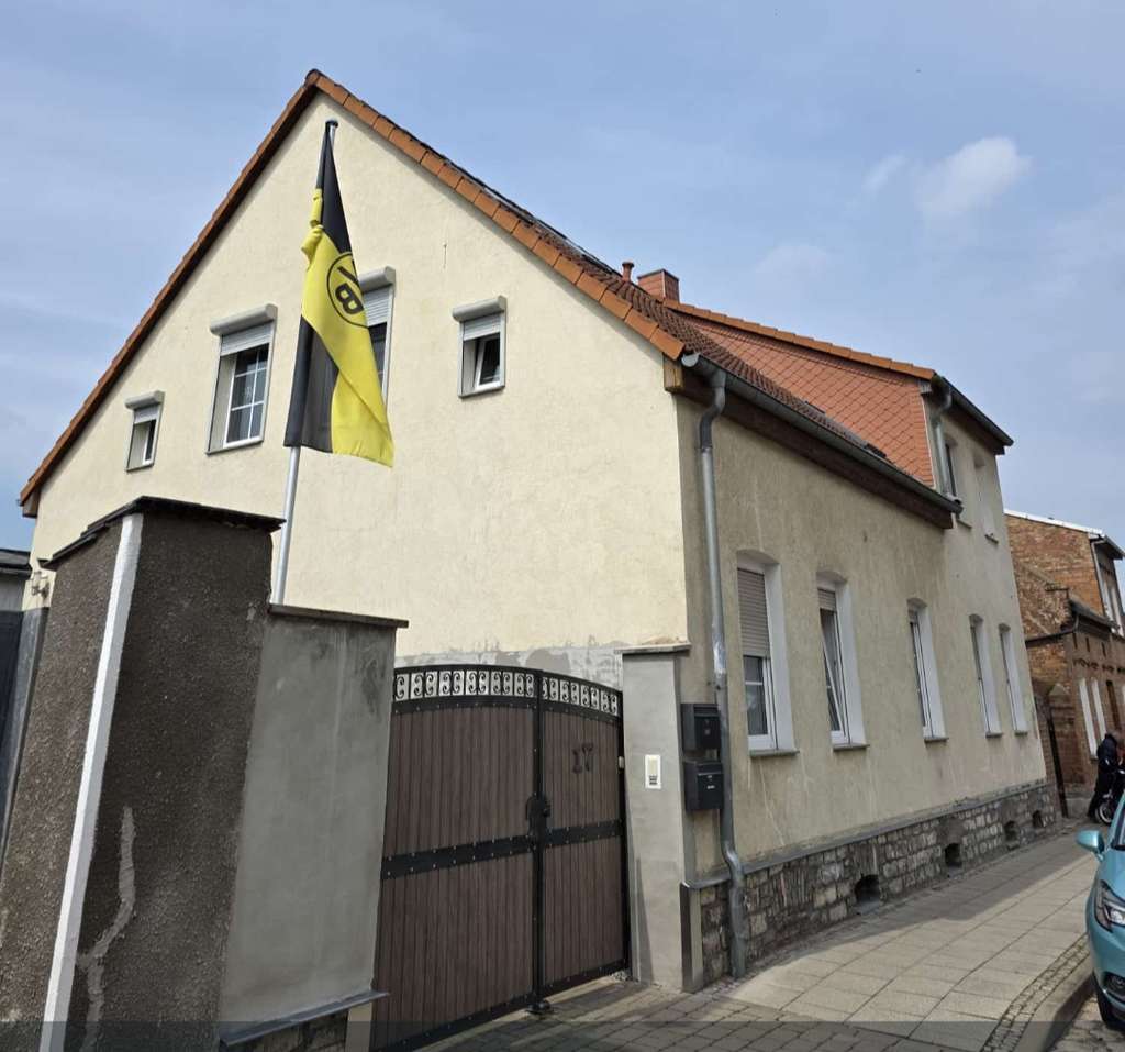 1-2 Fam. Haus in Löderburg zu verkaufen!