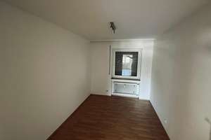 Wohnen mit Charakter: Geräumige 4,5-Zimmer-Wohnung in Reutlingen – Wörthstraße 35/1, 72764 Reutlingen-Mitte, Reutlingen – Vorschaubild 11