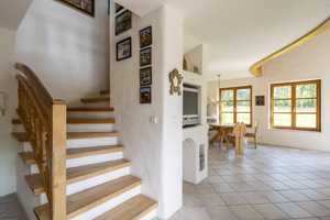 Das Landhaus für die Familie! Rarität: Zweifamilienvilla mit zus. Appartement, Kachelofen & Wellness – Garmisch-Partenkirchen (Kreis) – Vorschaubild 18