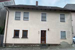 Für geschickte Handwerker, älteres Wohnhaus in  Geiselwind, sofort frei – Kitzingen (Kreis) – Vorschaubild 1
