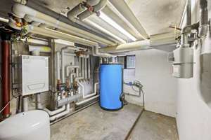 Property thumbnail 8