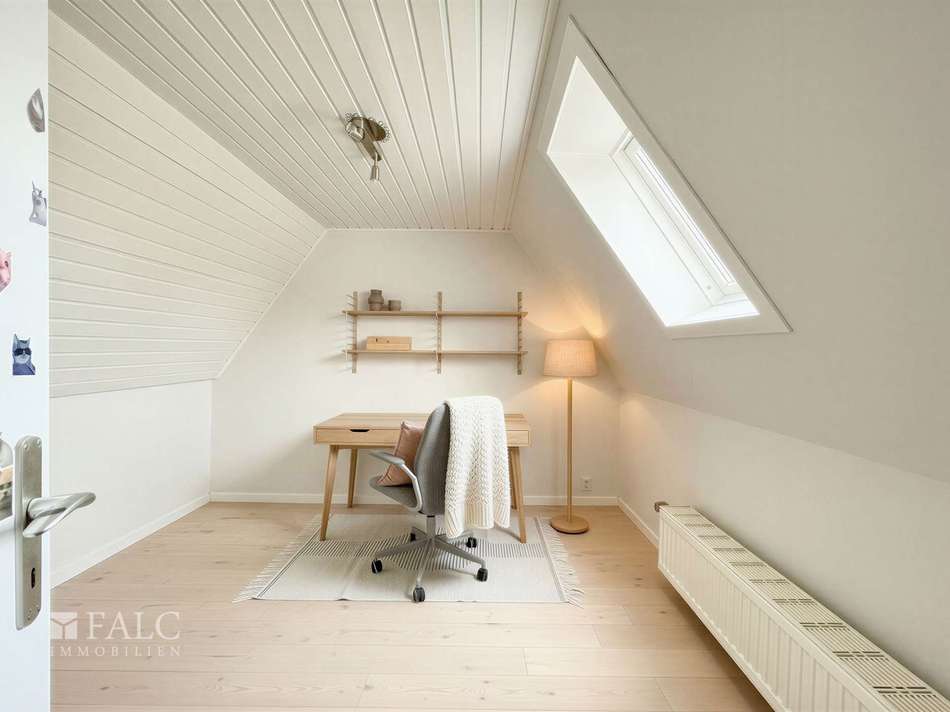 Arbeitszimmer/Gästezimmer - (K