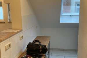 KA-Durlach-Bahnhofsnähe / 2-Zi-DG-Wohnung im Rückgebäude/ ab 01.10.2026 – Die vollständige Adresse der Immobilie erhältst du vom Anbieter., 76227 Durlach, Karlsruhe – Vorschaubild 12