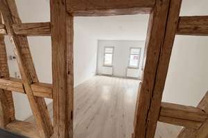 2 ZKB-Wohnung mit kleiner Terasse am Schlosspark-Wi-Biebrich – Elisabethenstraße 24, 65203 Biebrich, Wiesbaden – Vorschaubild 2