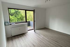 Modernisierte 2-Raum-Wohnung mit Balkon in Mönchengladbach – Schroffstraße 12, 41199 Odenkirchen-West, Mönchengladbach – Vorschaubild 2