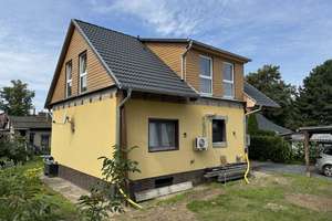 Fast fertig saniertes Wohnhaus für die ganze Familie – Die vollständige Adresse der Immobilie erhältst du vom Anbieter., 15366 Neuenhagen bei Berlin – Vorschaubild 2