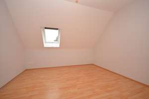 DIETZ: 2016 sanierte 3 Zimmer Dachgeschosswohnung Top modernisiert - Herrliche Wohnlage – Die vollständige Adresse der Immobilie erhältst du vom Anbieter., 64839 Münster – Vorschaubild 25