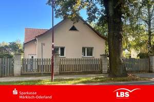 Haus auf schickem Grundstück