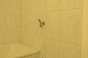 Gepflegte 2-Zimmer-Wohnung mit Balkon in München Olympiazentrum / Milbertshofen – Helene-Mayer-Ring 10, 80809 München – Vorschaubild 5