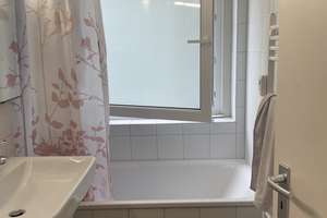Gut geschnittene 4 Zimmerwohnung mit Balkon in Düsseldorf-Knittkuhl. – 40629 Knittkuhl, Düsseldorf – Vorschaubild 6