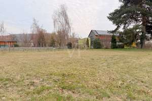 TOLLES HAUS MIT GROSSEM GRUNDSTÜCK IN RUHIGER LAGE VON RADEBEUL + NEBENGEBÄUDE – Die vollständige Adresse der Immobilie erhältst du vom Anbieter., 1445 Radebeul – Vorschaubild 37