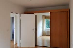 Charmante 2-Zi-Whg, sehr hell, Balkon, Einbauküche, Parkett – Mammutring 43, 38226 Lebenstedt, Salzgitter – Vorschaubild 7