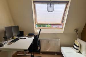 Schöne 1-Zimmer-DG-Wohnung in Essen-Rüttenscheid / Rosastraße 23 – ab 01.08.2026 – Rosastraße 23, 45130 Rüttenscheid, Essen – Vorschaubild 4