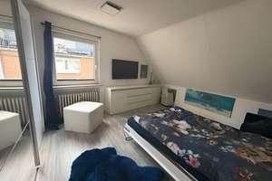 Charmante 2- Zimmer-Dachgeschosswohnung im Herzen von Kölner Innenstadtlage – Die vollständige Adresse der Immobilie erhältst du vom Anbieter., 50676 Altstadt/Süd, Köln – Vorschaubild 9