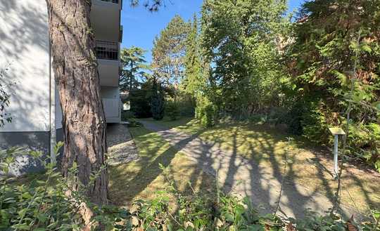 Große und helle 4-Zimmer-Wohnung mit Balkon und Garage in ruhiger und attraktiver Lage in Feudenheim