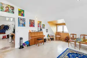 Property thumbnail 8