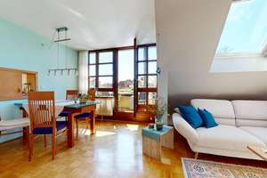 Attraktive Maisonette-Wohnung mit zwei Südbalkonen in Kirchheim – Die vollständige Adresse der Immobilie erhältst du vom Anbieter., 85551 Kirchheim bei München – Vorschaubild 3