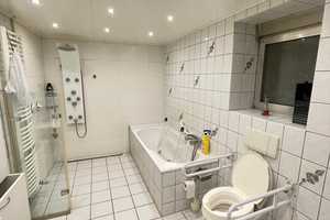 Einseitig angebautes Einfamilienhaus in zentraler Lage mit 2 Garagen – Saarbrücker Str. 336, 66125 Stadtverband Saarbrücken (Kreis) – Vorschaubild 6