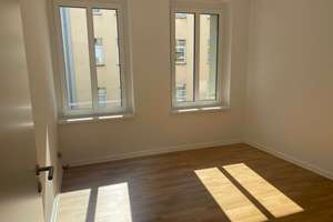 Luxuriöse 4 Raumwohnung mit Fußbodenheizung, Wanne und Dusche, Hauswirtschaftsraum, Parkett! – Jacobstraße 23, 6110 Südliche Innenstadt, Halle (Saale) – Vorschaubild 9