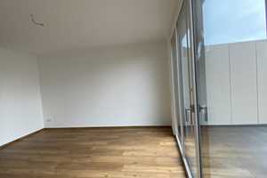 Reihenmittelhaus mit Garten & Einbauküche: KFW55 Reihenhaus Baujahr 2022 – Gerstenweg 8c, 14641 Havelland (Kreis) – Vorschaubild 5