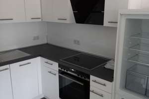 Schöne helle 1-Zimmer-Wohnung in einem Mehrfamilienhaus in Löbtau-Nord zu vermieten – Die vollständige Adresse der Immobilie erhältst du vom Anbieter., 1159 Löbtau-Süd, Dresden – Vorschaubild 2