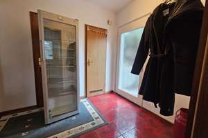 Besonderes Wohngefühl im Split-Level-Stil. Freistehendes Einfamilienhaus mit Einliegerwohnung in ruh – Die vollständige Adresse der Immobilie erhältst du vom Anbieter., 42651 Solingen-Mitte, Solingen – Vorschaubild 22