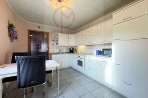 Familienhaus mit großem Garten & Doppelgarage in Arnoldsweiler – 6 Zimmer auf 160 m² – Die vollständige Adresse der Immobilie erhältst du vom Anbieter., 52353 Arnoldsweiler, Düren – Vorschaubild 5