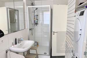 Moderne 3-Zimmer-Dachgeschosswohnung im Herzen der Stadt – 79104 Neuburg, Freiburg im Breisgau – Vorschaubild 9
