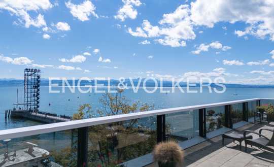 Einzigartiges Penthouse mit unverbaubarem 180° See- & Bergblick