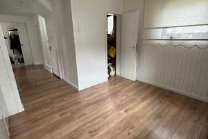Freistehendes Einfamilienhaus im Ortskern (Einbauküche,Garten,Garage/Stellpl. und Terrasse/2 Balkon) – Hainbrunner Weg 11, 69434 Rhein-Neckar-Kreis – Vorschaubild 15