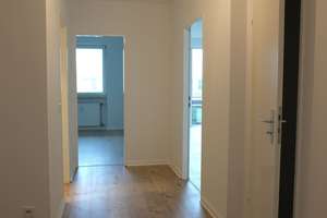 SANIERTE 2-Zimmer-Wohnung im 4. OG mit Balkon und Fahrstuhl in Düsseldorf – Torfbruchstraße 71, 40625 Gerresheim, Düsseldorf – Vorschaubild 7