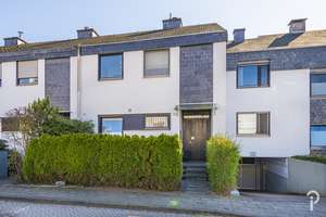 Charmantes Split-Level-Reihenendhaus in unmittelbarer Rheinnähe im Herzen von Düsseldorf-Benrath – Die vollständige Adresse der Immobilie erhältst du vom Anbieter., 40597 Benrath, Düsseldorf – Vorschaubild 33