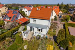 CHARMANTES EINFAMILIEN & GENERATIONSHAUS IN RUHIGER LAGE VON DRESDEN