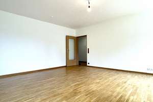 Modernisierte Wohnung: Ihrer Zukunft zuliebe! 3 Zim., Balkon, Parkett u. neues Duschbad! – Die vollständige Adresse der Immobilie erhältst du vom Anbieter., 30419 Vinnhorst, Hannover – Vorschaubild 12