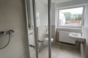 Sanierte 2 Zimmer Wohnung mit Balkon, 1. OG – Westfalenplatz 5, 38108 Wabe-Schunter-Beberbach, Braunschweig – Vorschaubild 2